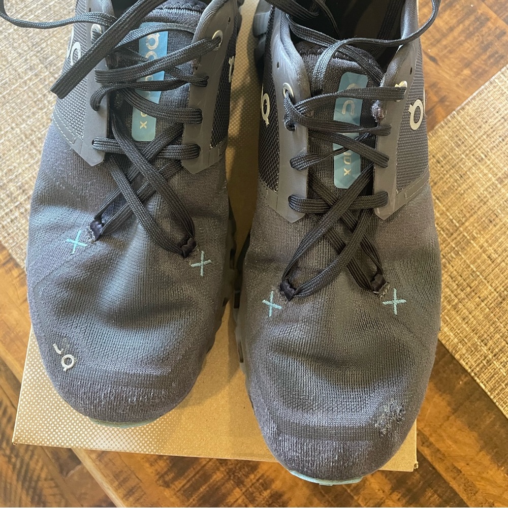 On Cloud x 3 Men's 7.5 Eclipse Magnet